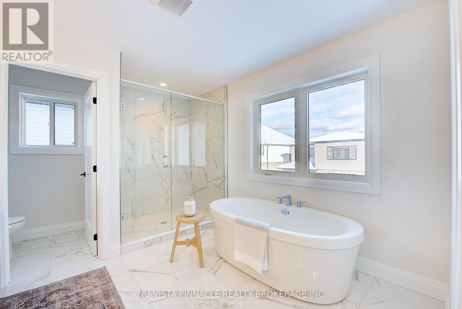 2310 Wickerson Road, London South, Ontario  N6K 0C3 - Photo 35 - X12635876