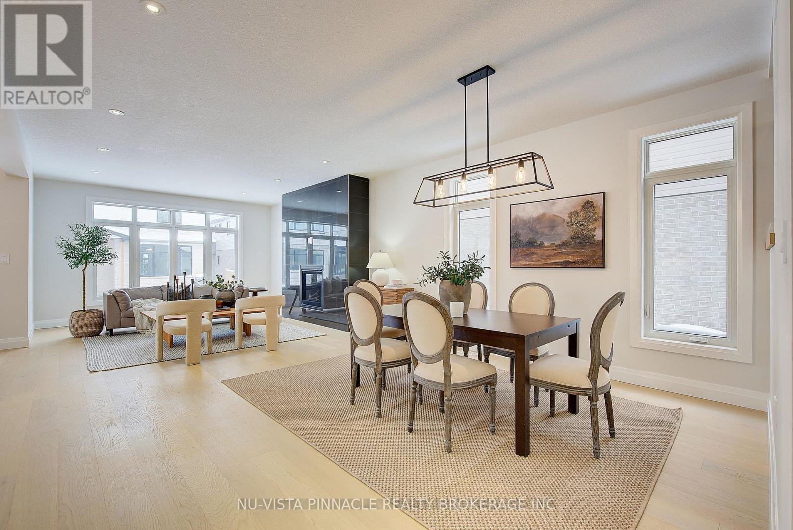 2310 Wickerson Road, London South, Ontario  N6K 0C3 - Photo 5 - X12635876