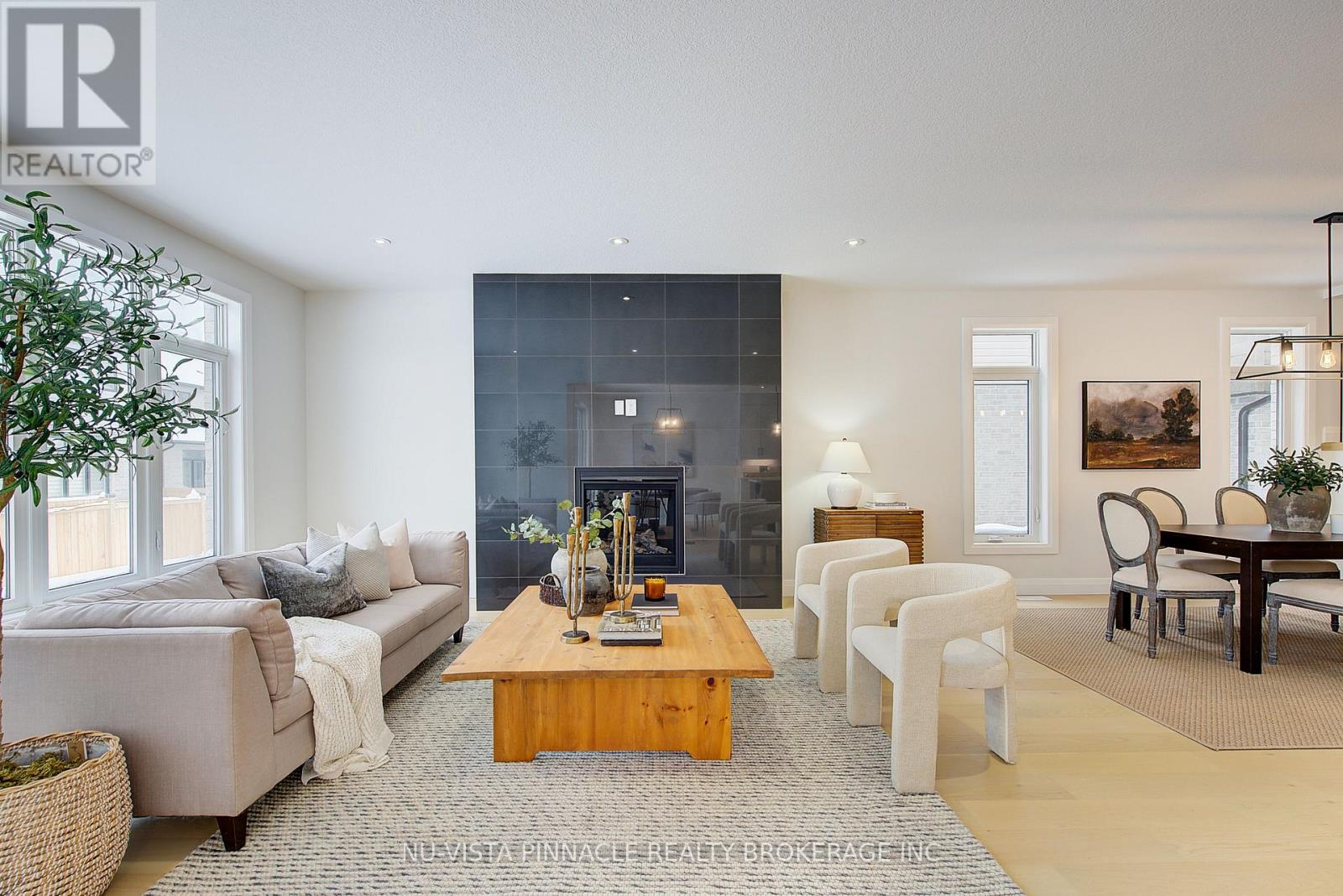 2310 Wickerson Road, London South, Ontario  N6K 0C3 - Photo 7 - X12635876