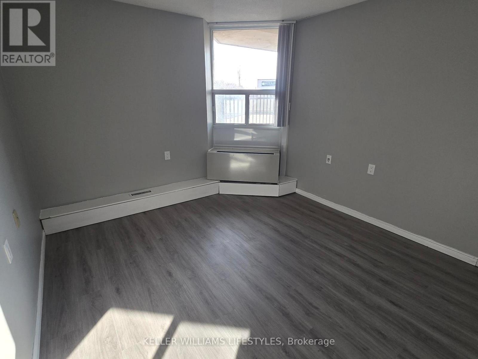 206 - 323 Colborne Street, London East, Ontario  N6B 3N8 - Photo 14 - X12635900