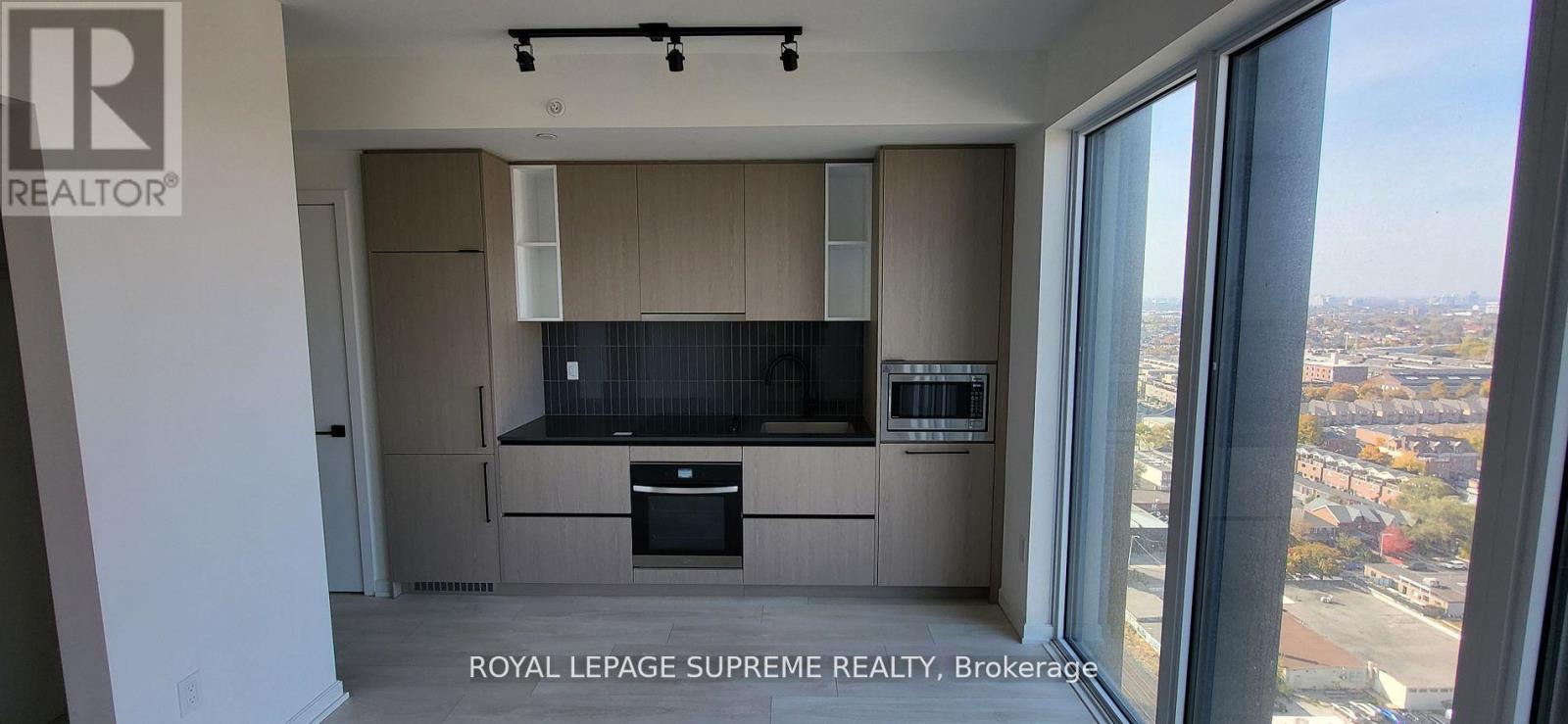 2108 - 1285 Dupont Street N, Toronto, Ontario  M6H 2A6 - Photo 9 - W12602868