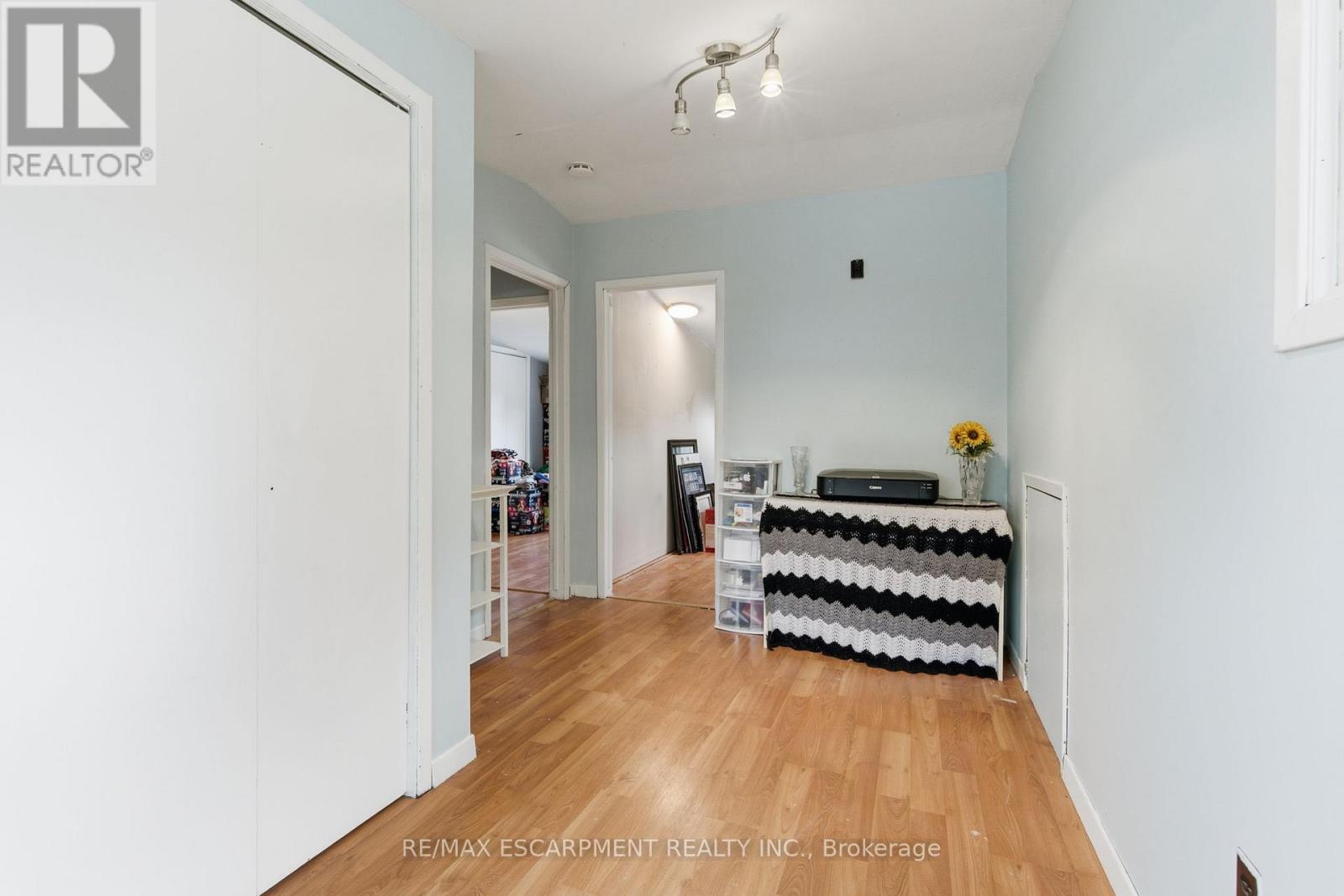 58 Seven Oaks Drive, Hamilton, Ontario  L9A 4E2 - Photo 24 - X12519576