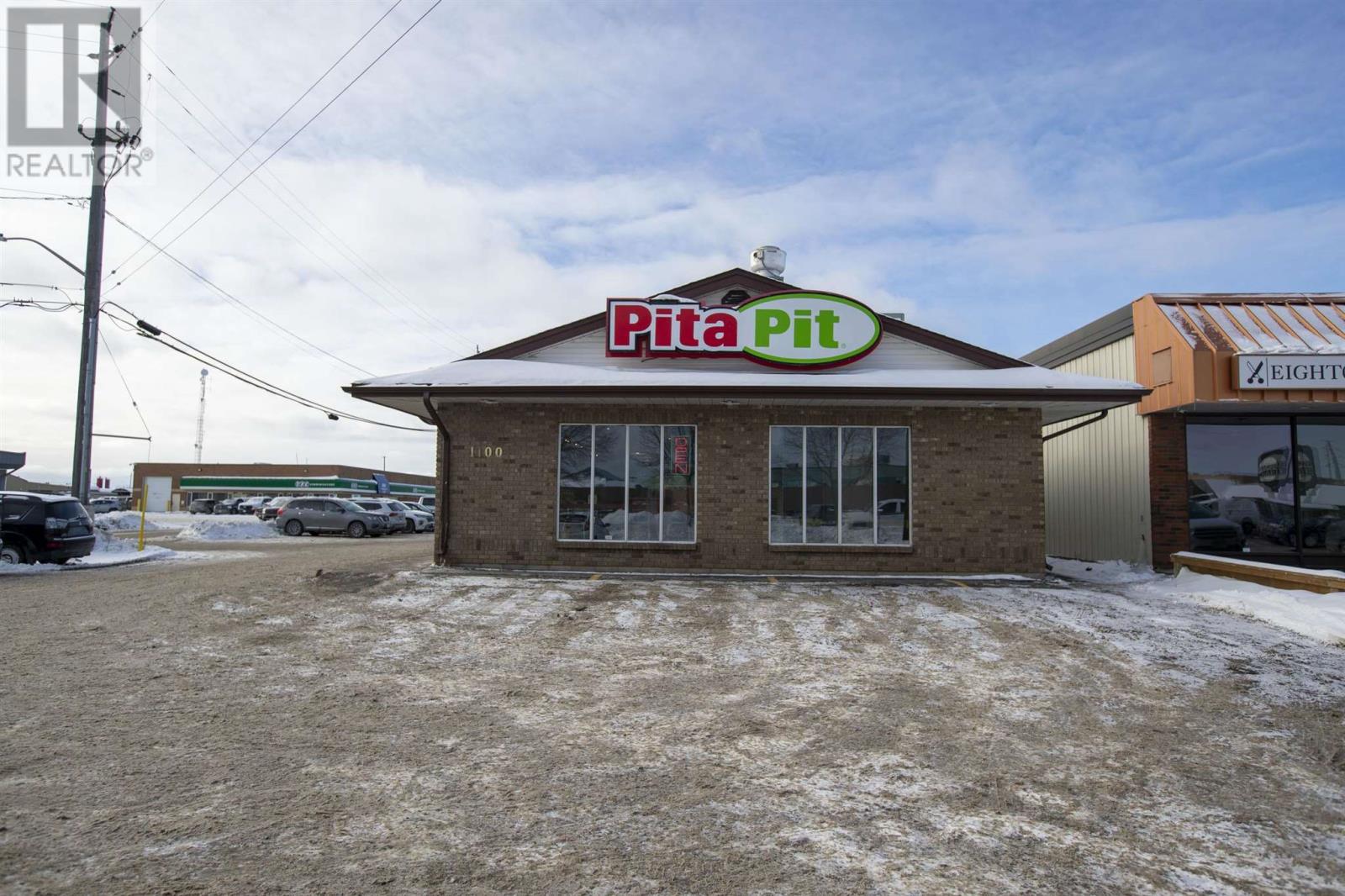 1100 Memorial Ave, Thunder Bay, Ontario  P7E 2X6 - Photo 5 - TB253611