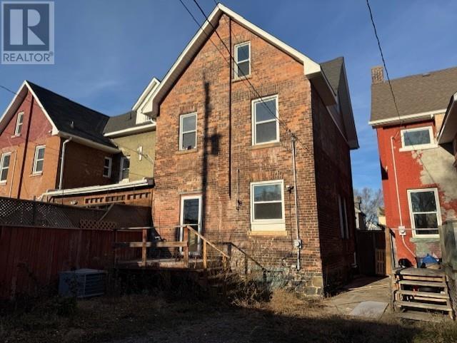 136 Dease St, Thunder Bay, Ontario P7C 2H6 - Photo 2 - TB253631