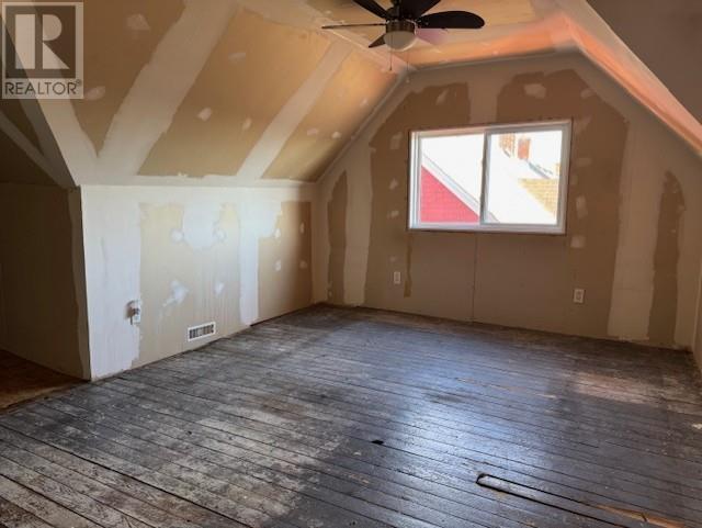 136 Dease St, Thunder Bay, Ontario P7C 2H6 - Photo 5 - TB253631