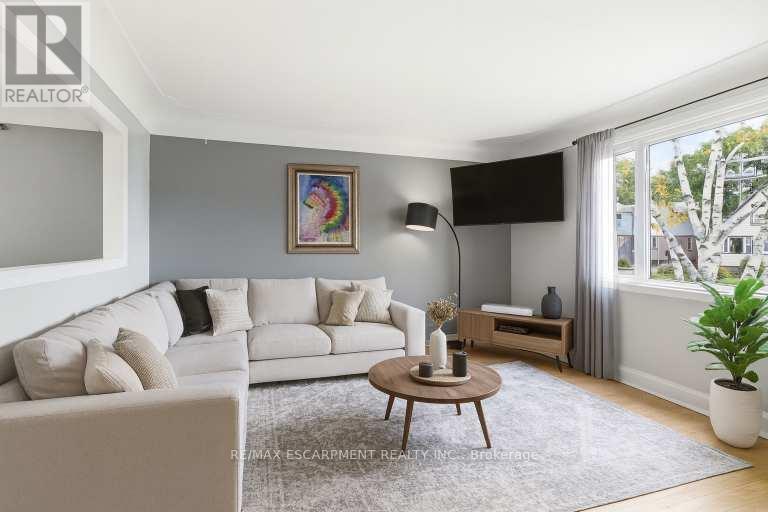 58 Seven Oaks Drive, Hamilton, Ontario  L9A 4E2 - Photo 5 - X12519576