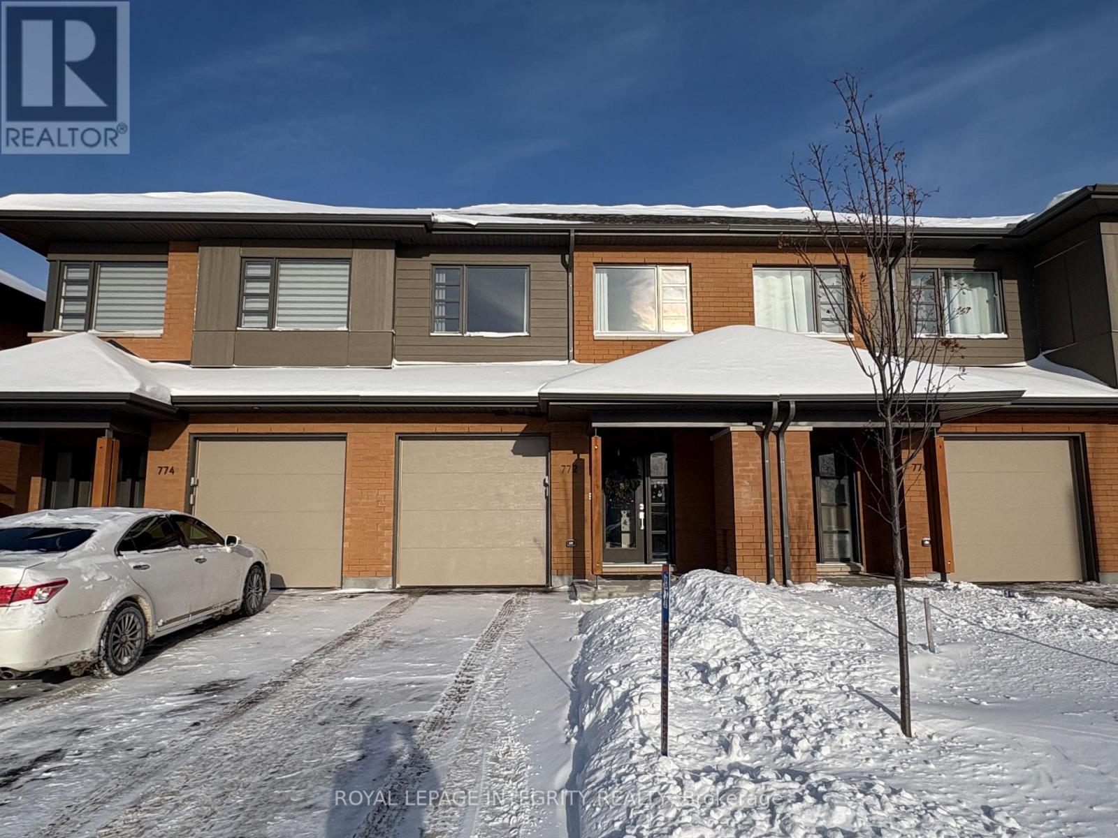 772 SOLARIUM AVENUE, Ottawa, Ontario