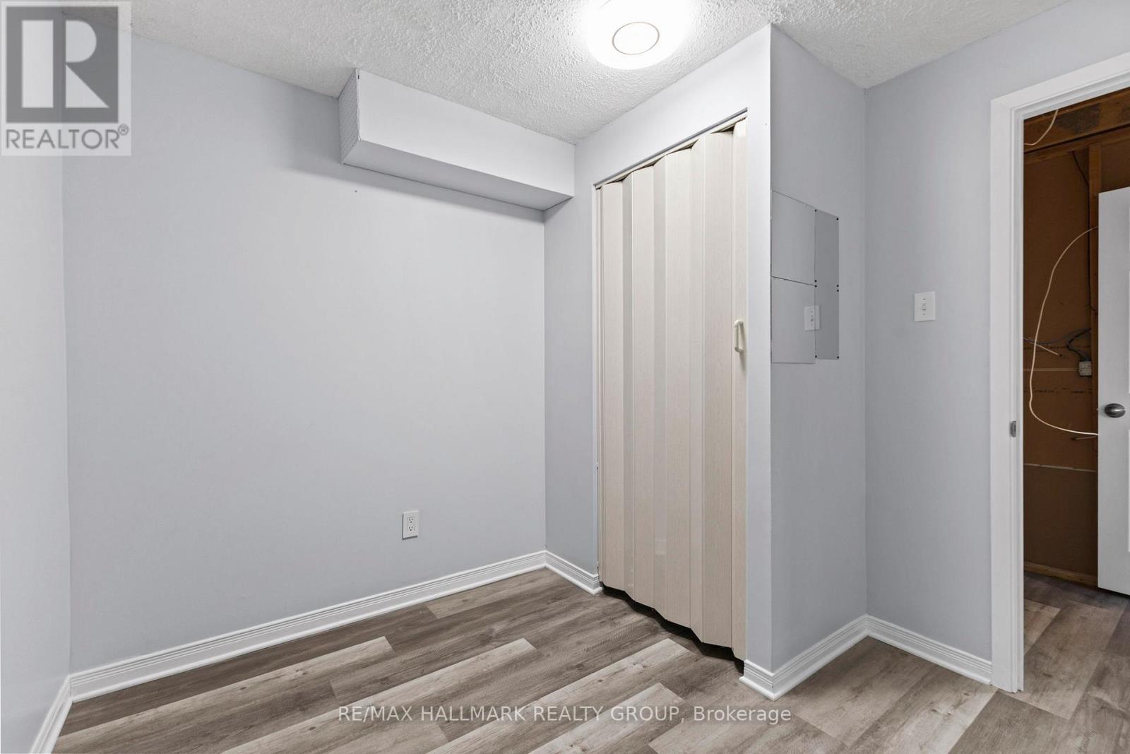 15b Woodvale Green, Ottawa, Ontario  K2G 4H1 - Photo 32 - X12635940