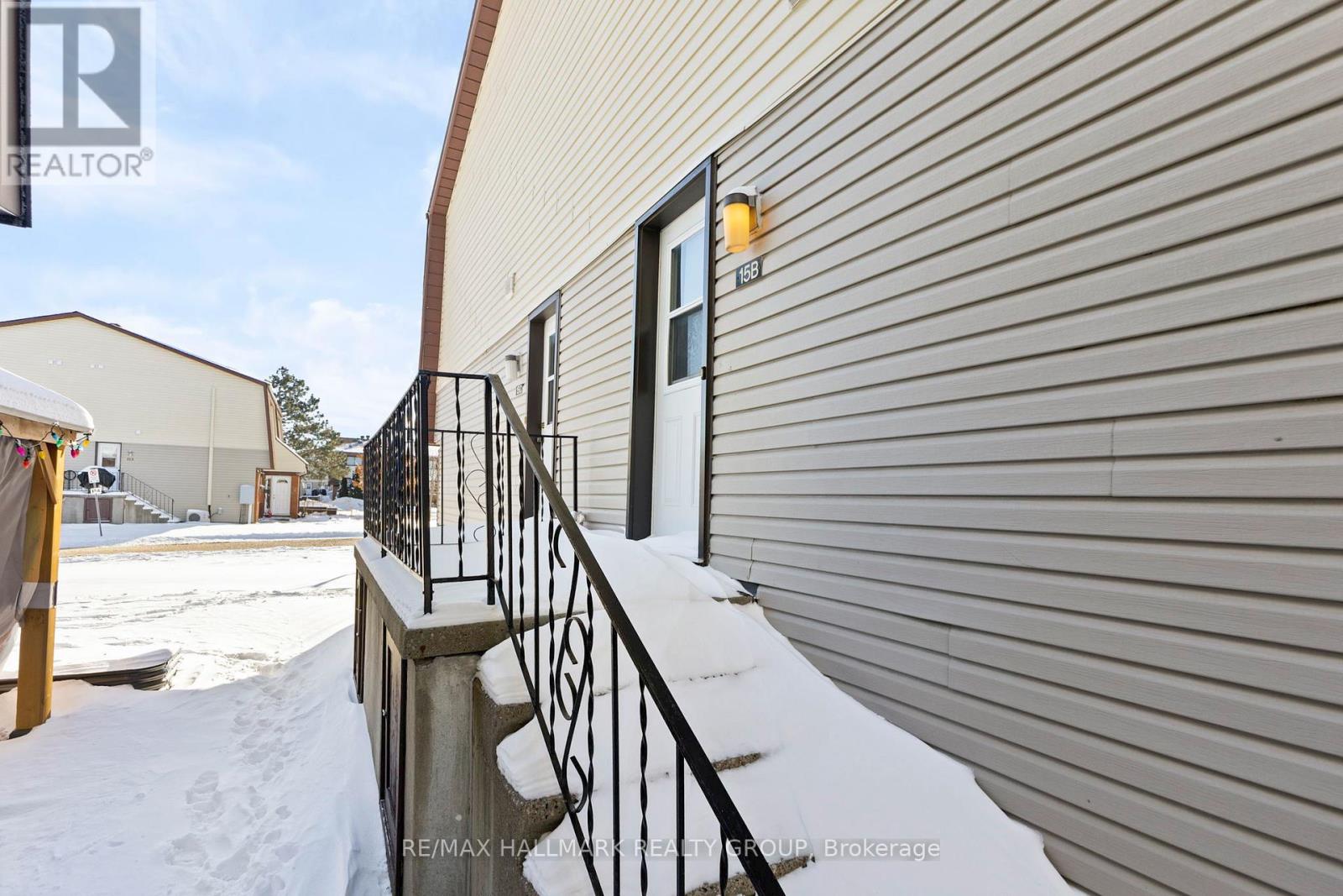 15b Woodvale Green, Ottawa, Ontario  K2G 4H1 - Photo 35 - X12635940