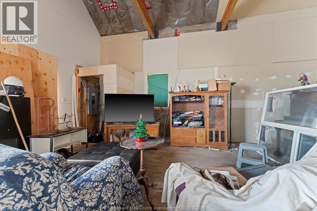 11681 County Rd 34, Tecumseh, Ontario N0R 1K0 - Photo 11 - 25031720