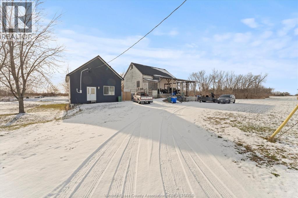 11681 County Rd 34, Tecumseh, Ontario N0R 1K0 - Photo 2 - 25031720