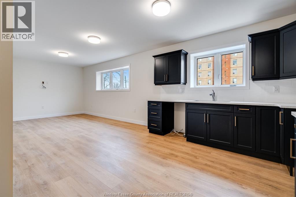 4 Bruce Avenue Unit# 4, Leamington, Ontario N8H 4C3 - Photo 2 - 25031612