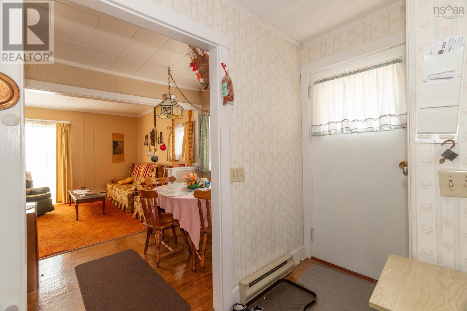 15 Shore Road, Digby, Nova Scotia  B0V 1A0 - Photo 9 - 202529483