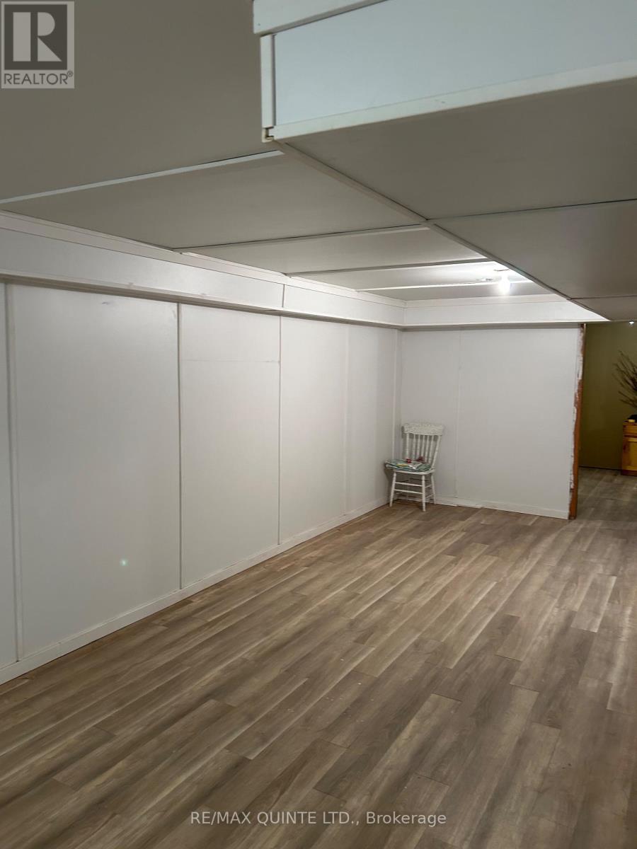 23 - 1 Rosemary Court, Prince Edward County, Ontario  K0K 2T0 - Photo 31 - X12449029