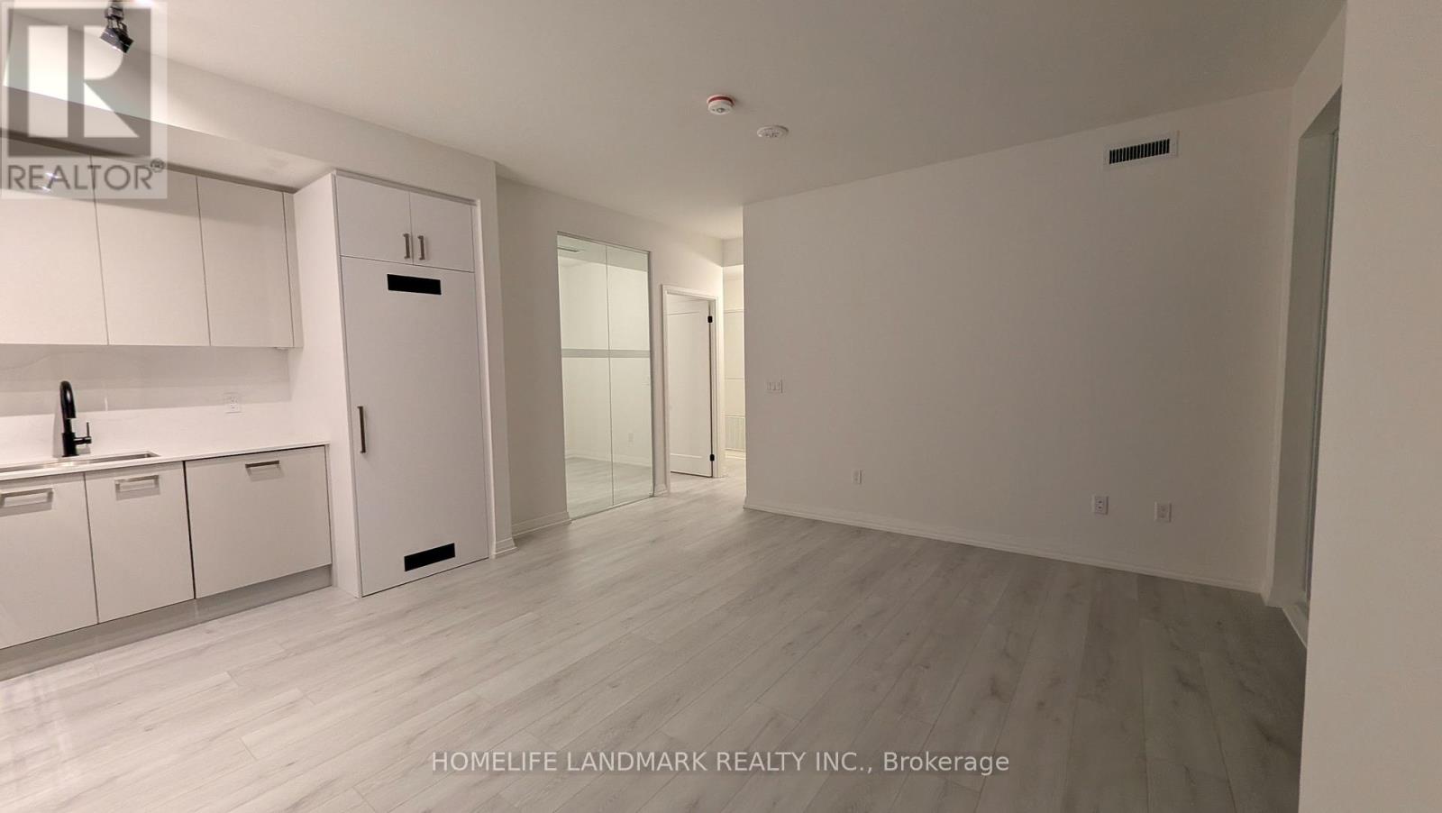 2205 - 280 Dundas Street W, Toronto, Ontario  M5T 0E3 - Photo 6 - C12635802