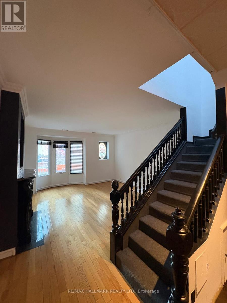 304 - 270 Adelaide Street W, Toronto (Waterfront Communities), Ontario  M5H 1Y2 - Photo 15 - C12635926