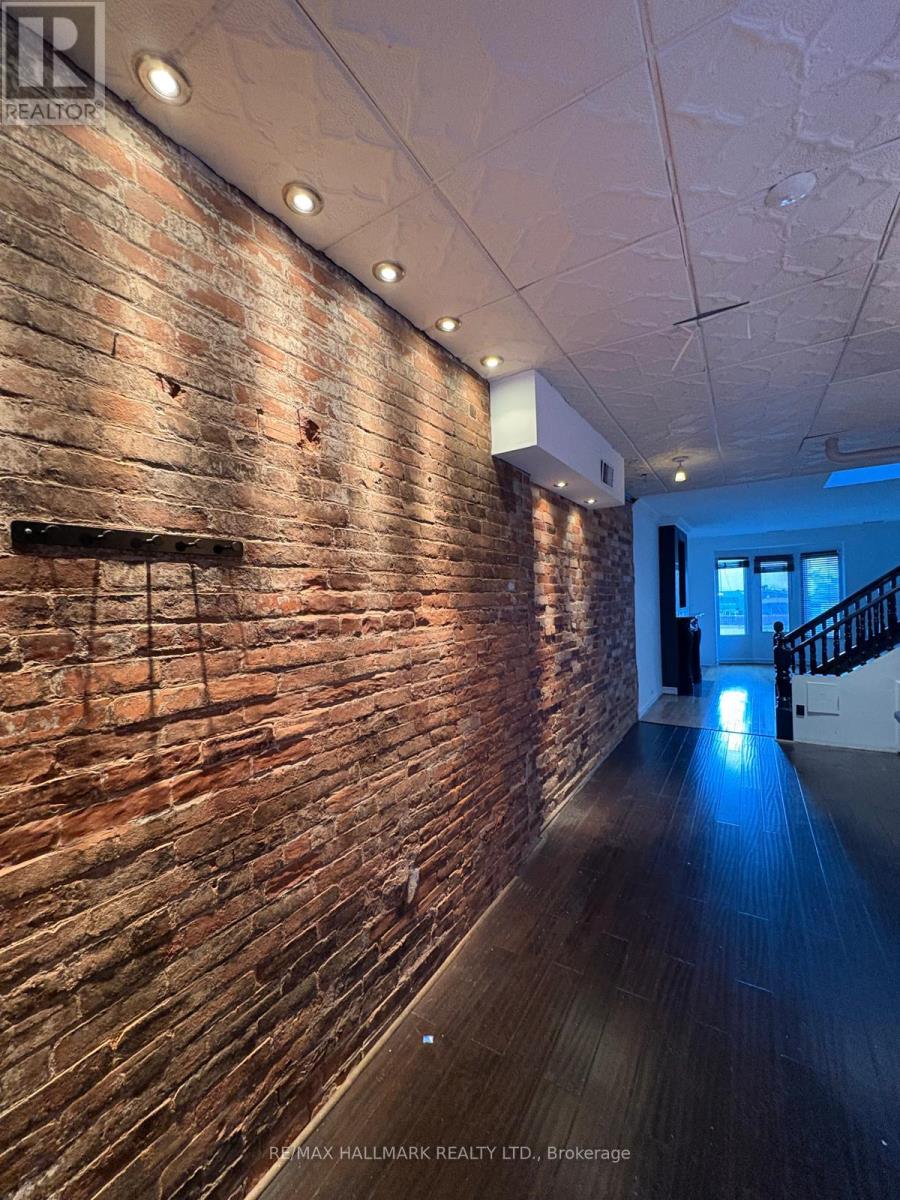 304 - 270 Adelaide Street W, Toronto (Waterfront Communities), Ontario  M5H 1Y2 - Photo 17 - C12635926