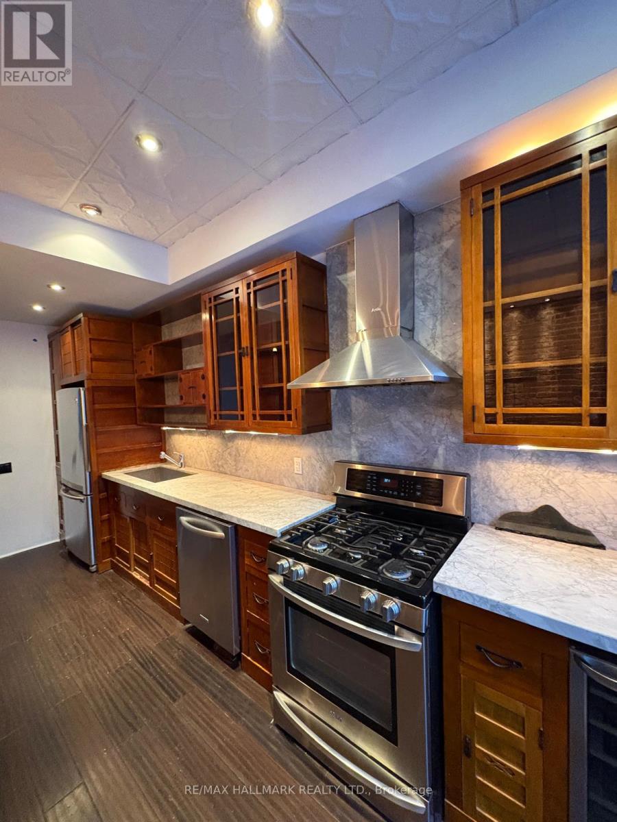 304 - 270 Adelaide Street W, Toronto (Waterfront Communities), Ontario  M5H 1Y2 - Photo 19 - C12635926