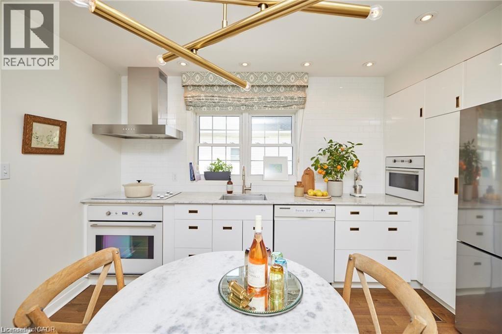 18 Graham Avenue, St. Catharines, Ontario  L2N 5L2 - Photo 5 - 40794016