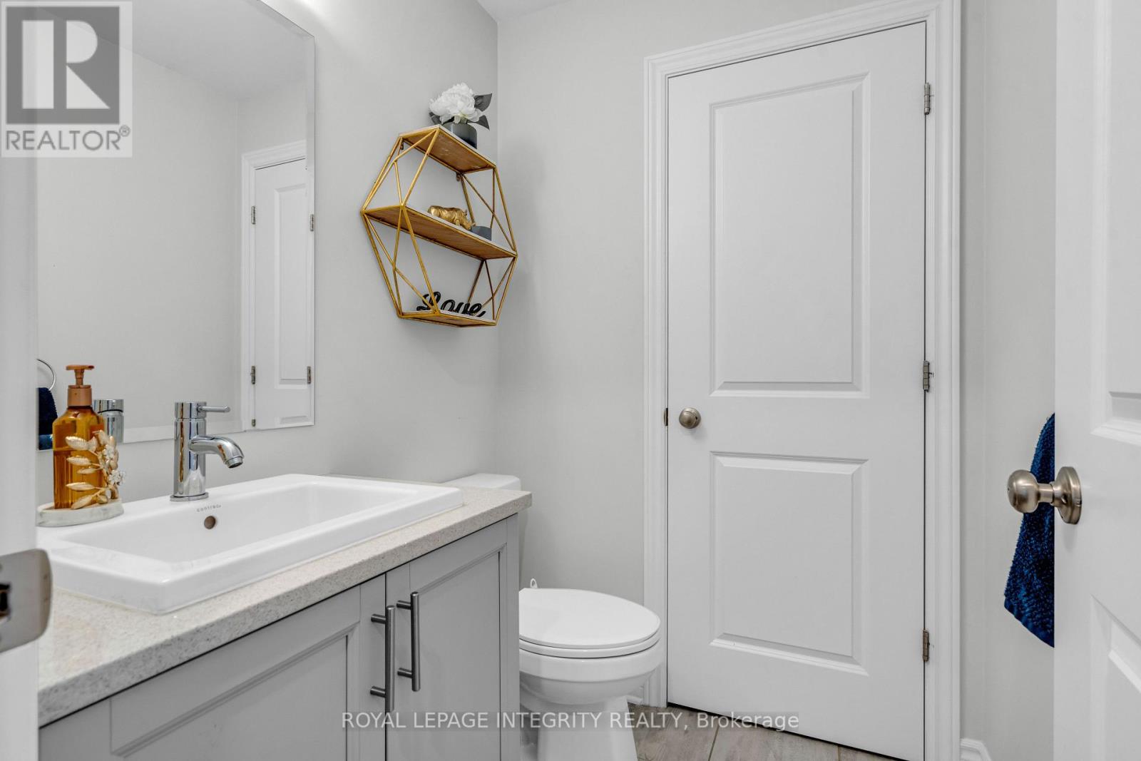 35 Carabiner Private, Ottawa, Ontario  K1W 0L7 - Photo 18 - X12397975