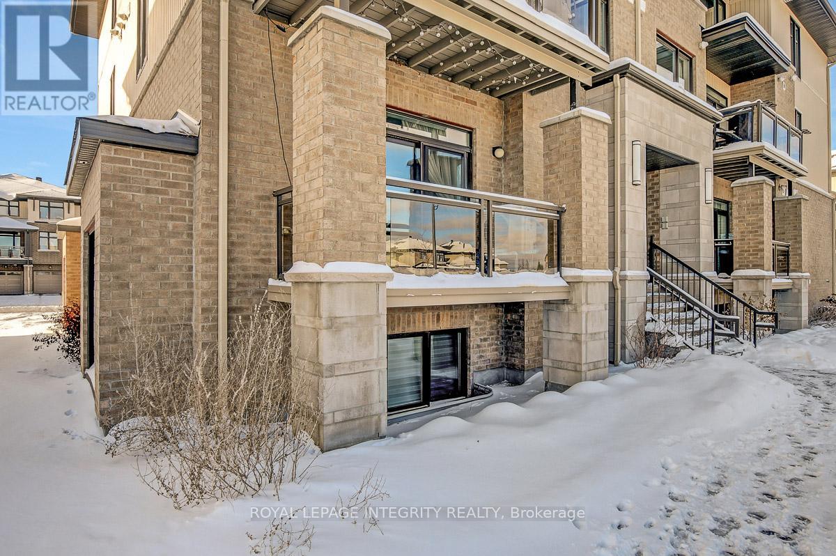 35 Carabiner Private, Ottawa, Ontario  K1W 0L7 - Photo 4 - X12397975