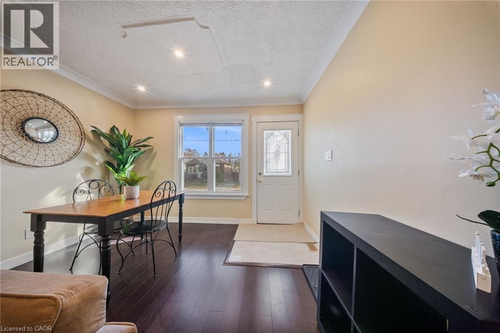 23 Wexford Avenue N, Hamilton, Ontario  L8H 4M2 - Photo 6 - 40787455