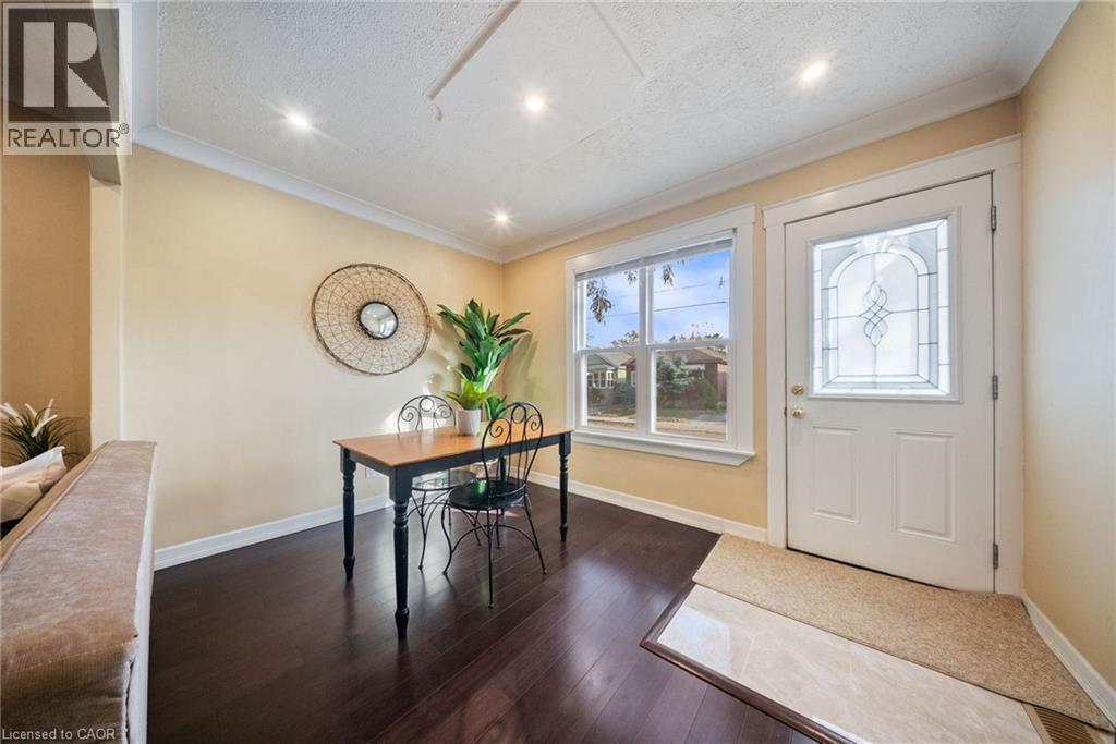 23 Wexford Avenue N, Hamilton, Ontario  L8H 4M2 - Photo 7 - 40787455