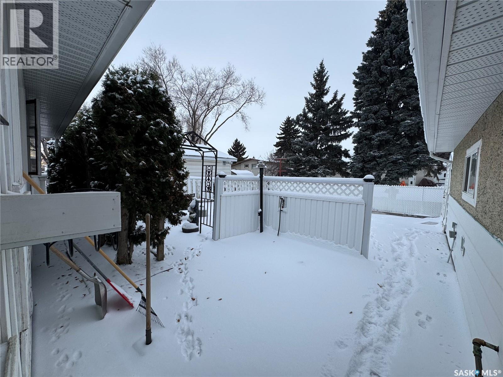 67 Milford Crescent, Regina, Saskatchewan  S4N 1K6 - Photo 30 - SK025679