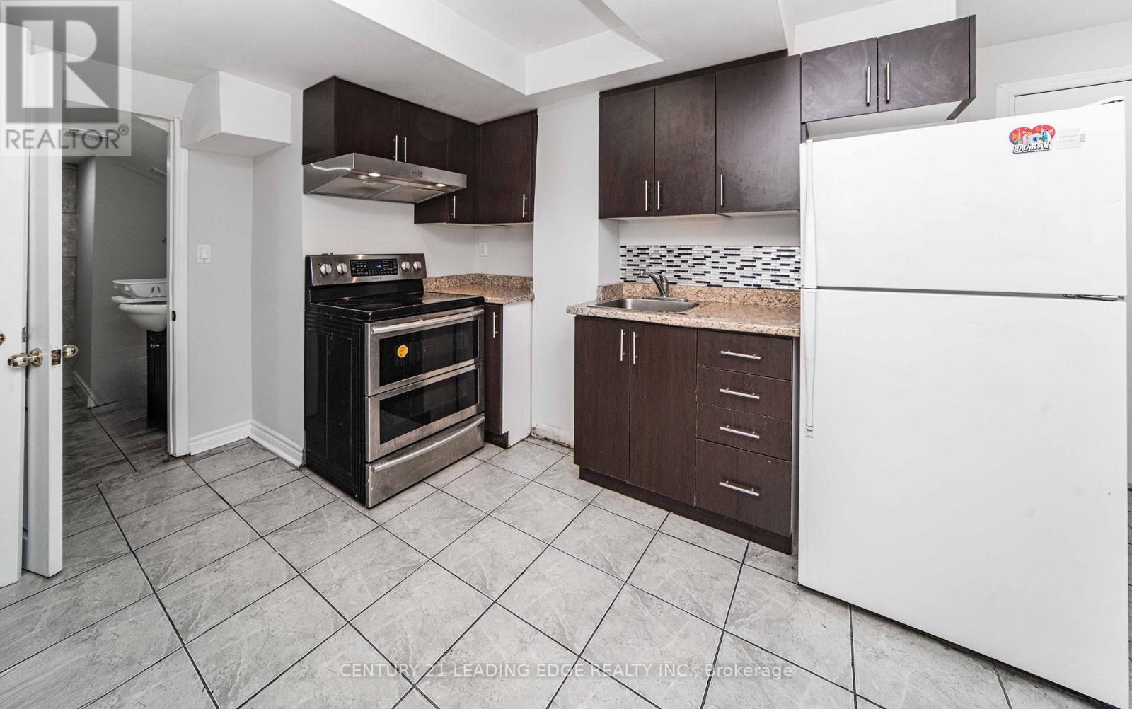 81 Rushmore Court, Markham (Rouge River Estates), Ontario  L3S 3T3 - Photo 34 - N12635816