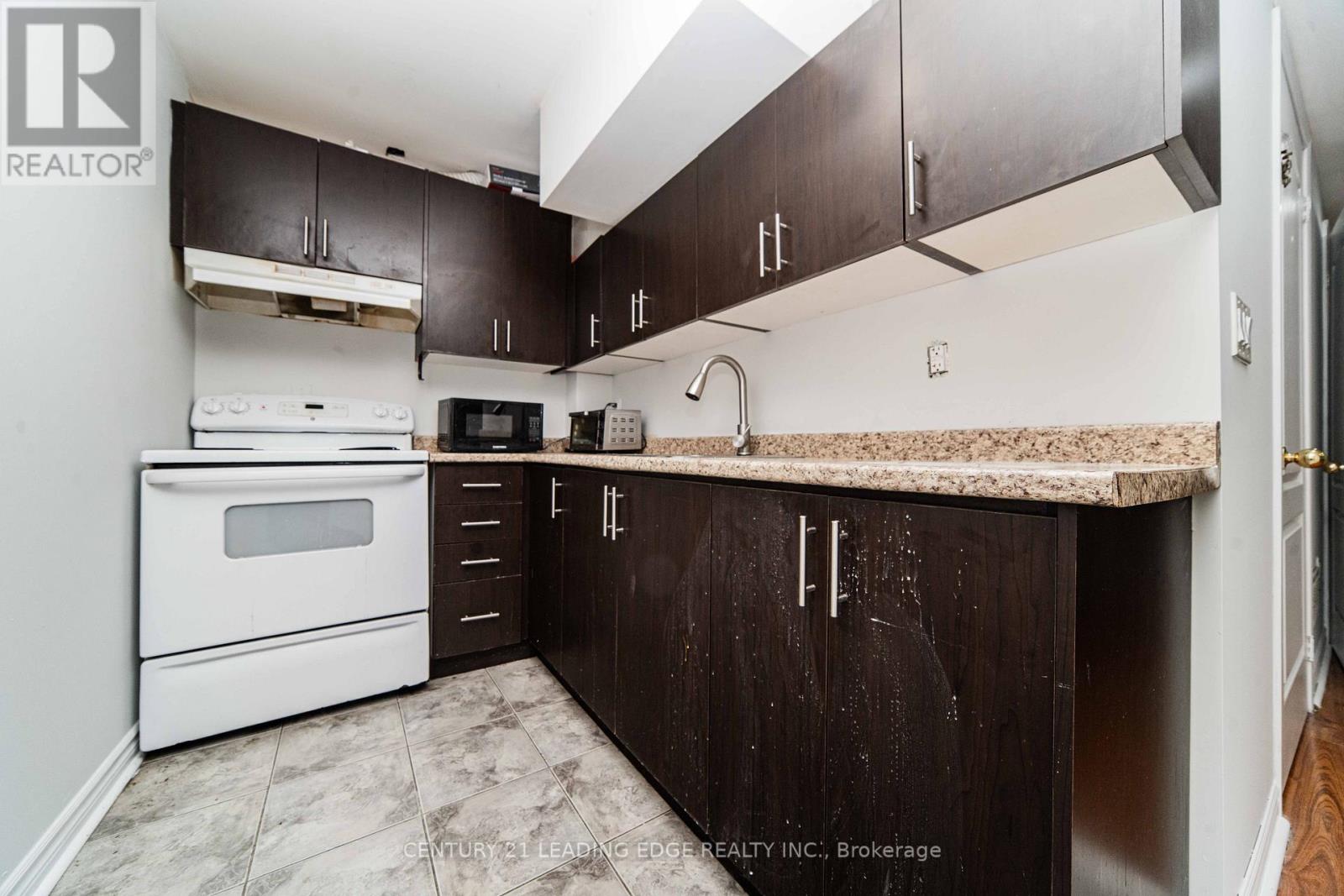 81 Rushmore Court, Markham (Rouge River Estates), Ontario  L3S 3T3 - Photo 37 - N12635816