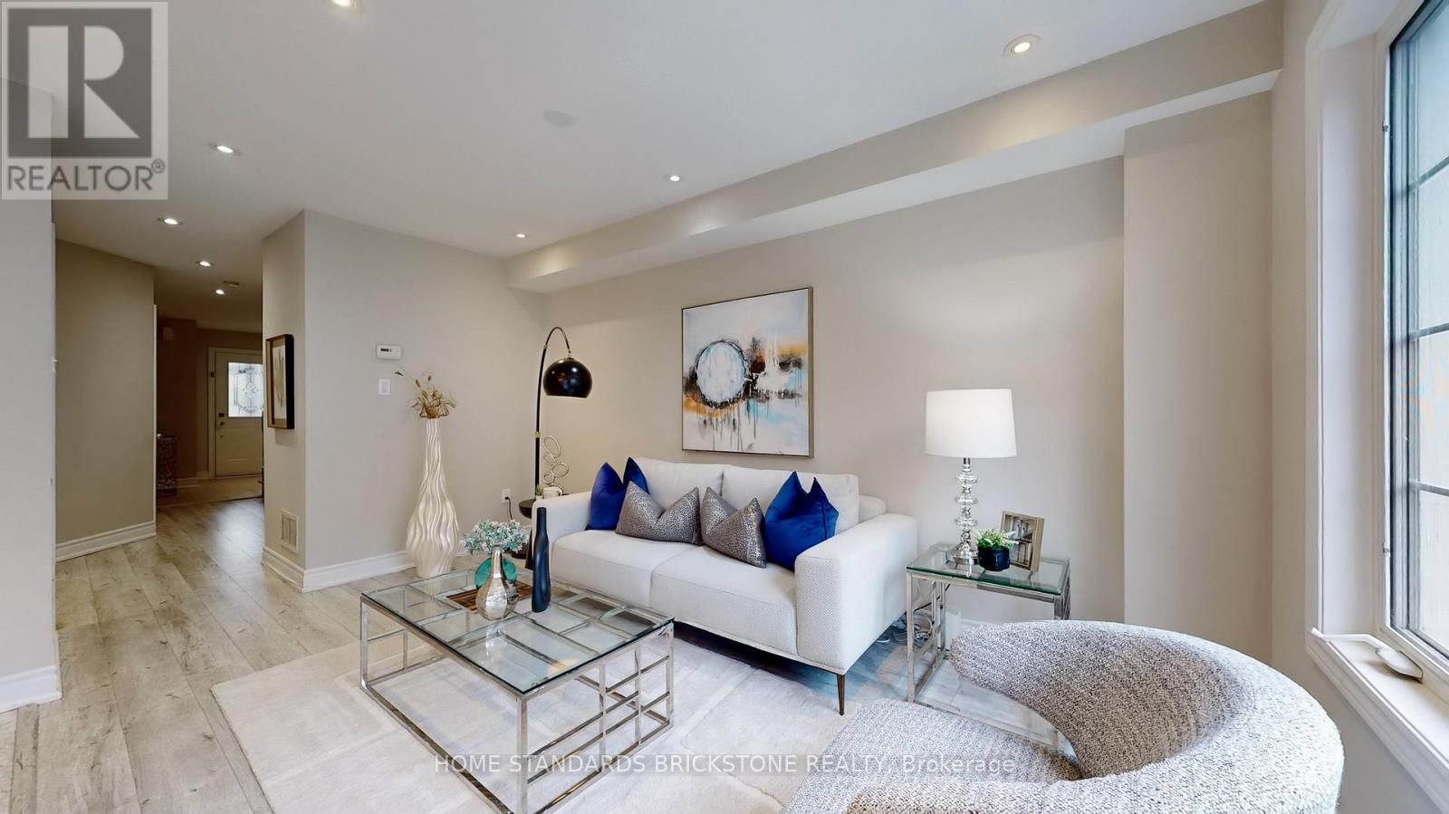 151 Amulet Crescent, Richmond Hill, Ontario  L4S 2T5 - Photo 6 - N12635822