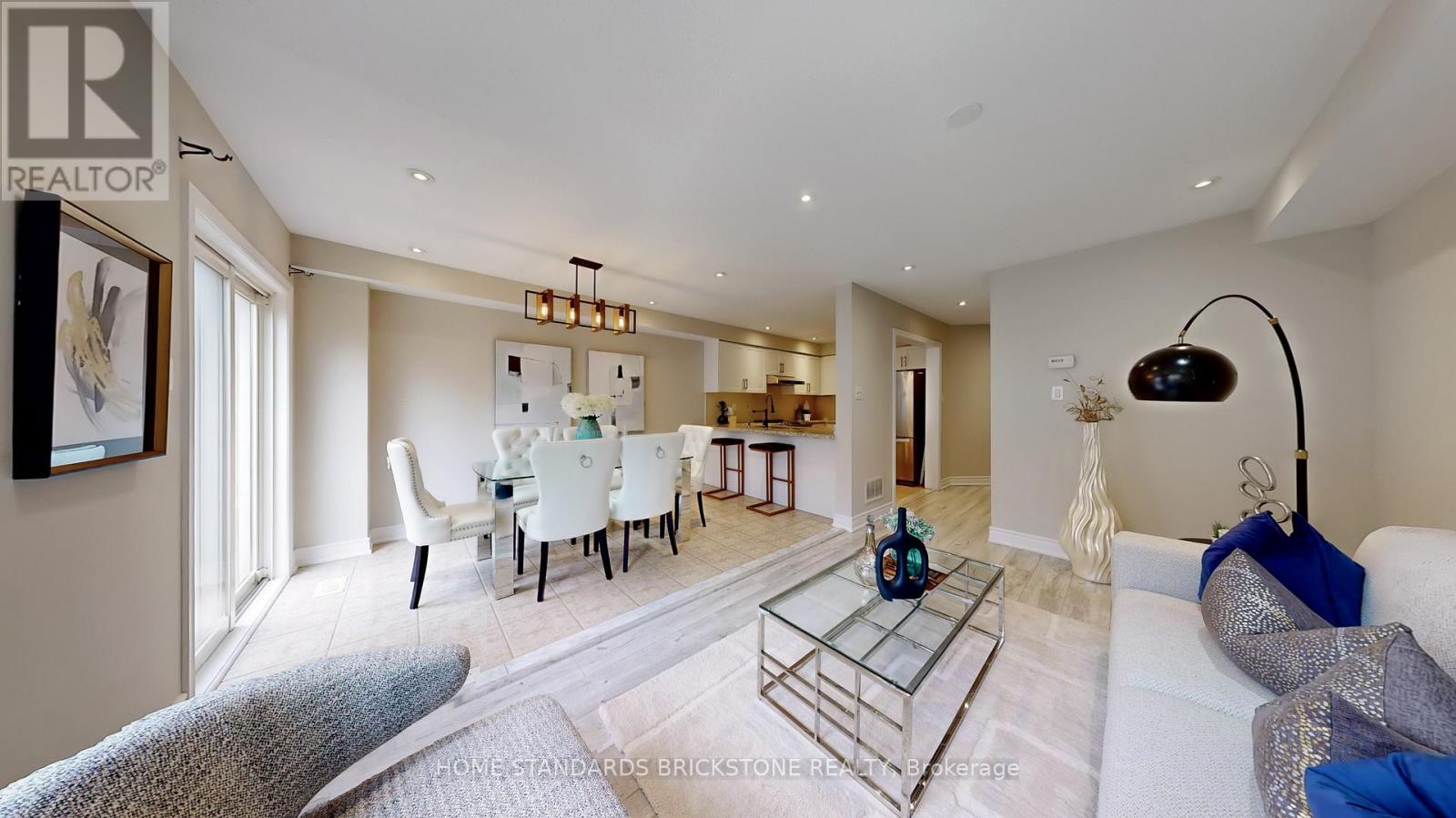 151 Amulet Crescent, Richmond Hill, Ontario  L4S 2T5 - Photo 7 - N12635822