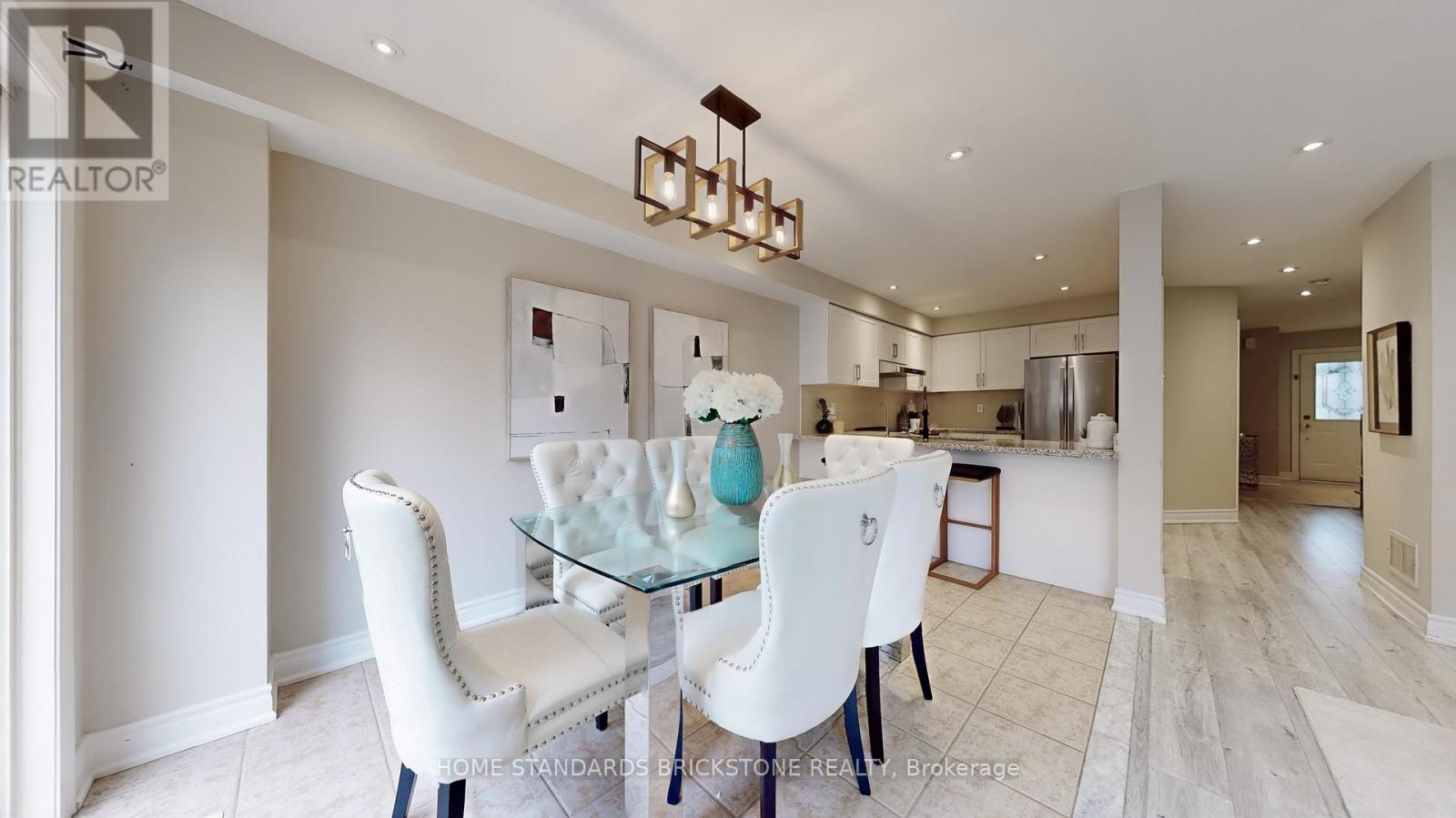 151 Amulet Crescent, Richmond Hill, Ontario  L4S 2T5 - Photo 9 - N12635822