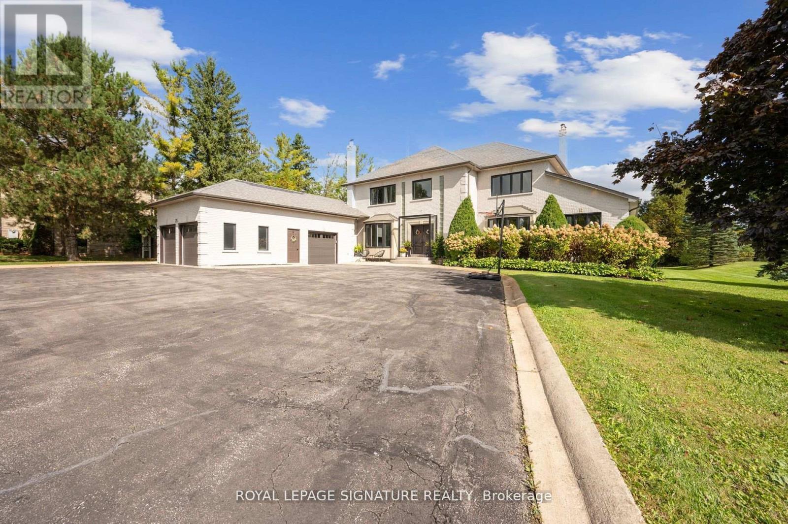 75 Rachelle Court, Vaughan (Kleinburg), Ontario  L4L 0A8 - Photo 4 - N12635856