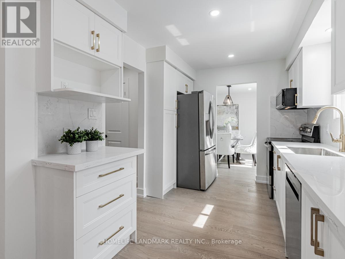 9 Eastman Crescent, Newmarket (Huron Heights-Leslie Valley), Ontario  L3Y 5T9 - Photo 14 - N12635880