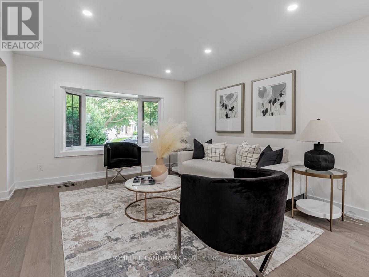 9 Eastman Crescent, Newmarket (Huron Heights-Leslie Valley), Ontario  L3Y 5T9 - Photo 6 - N12635880