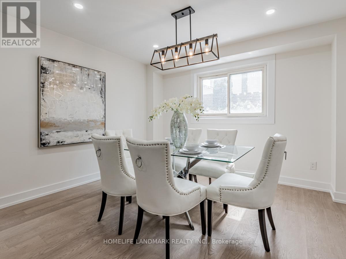 9 Eastman Crescent, Newmarket (Huron Heights-Leslie Valley), Ontario  L3Y 5T9 - Photo 8 - N12635880