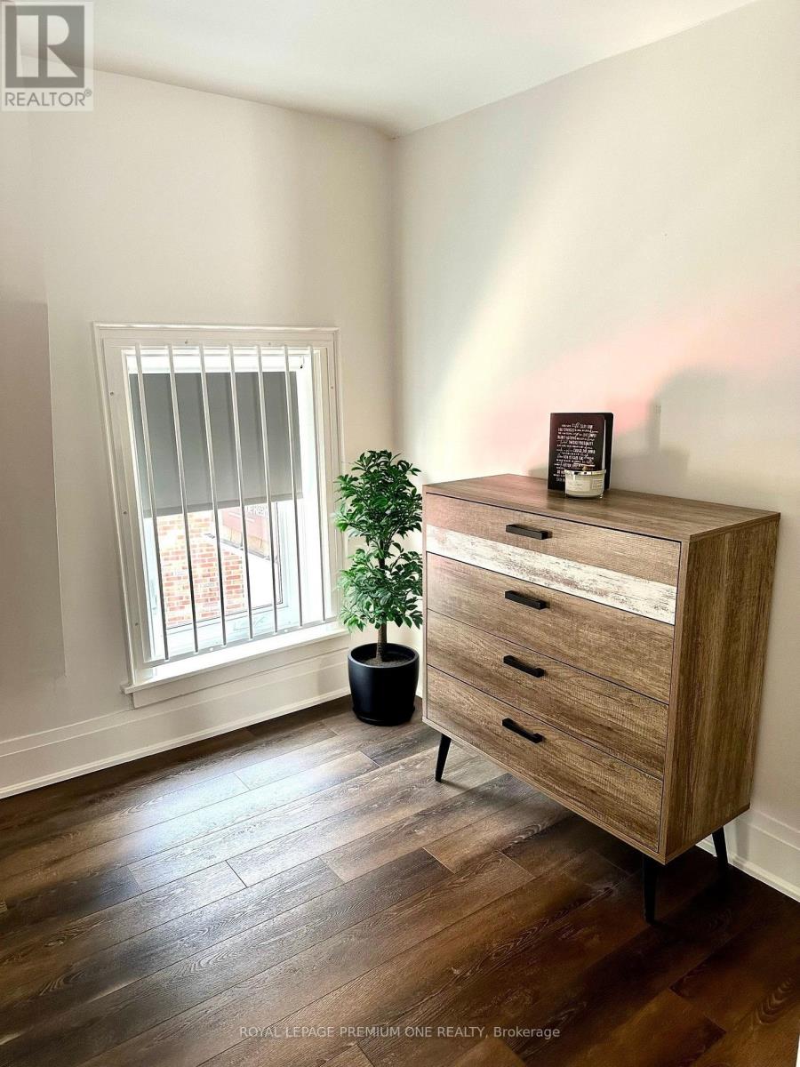 Upper - 10496 Islington Avenue, Vaughan, Ontario  L0J 1C0 - Photo 14 - N12635932