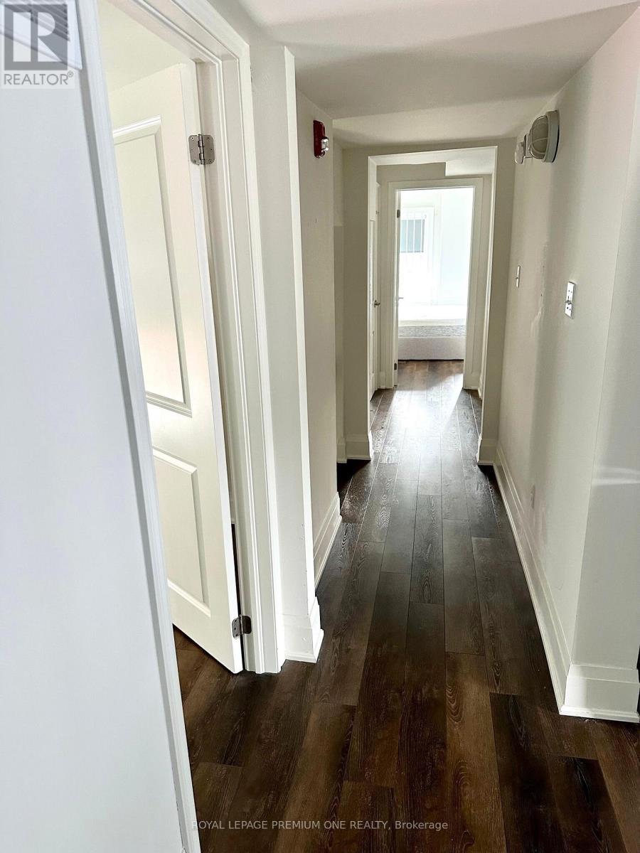 Upper - 10496 Islington Avenue, Vaughan, Ontario  L0J 1C0 - Photo 8 - N12635932