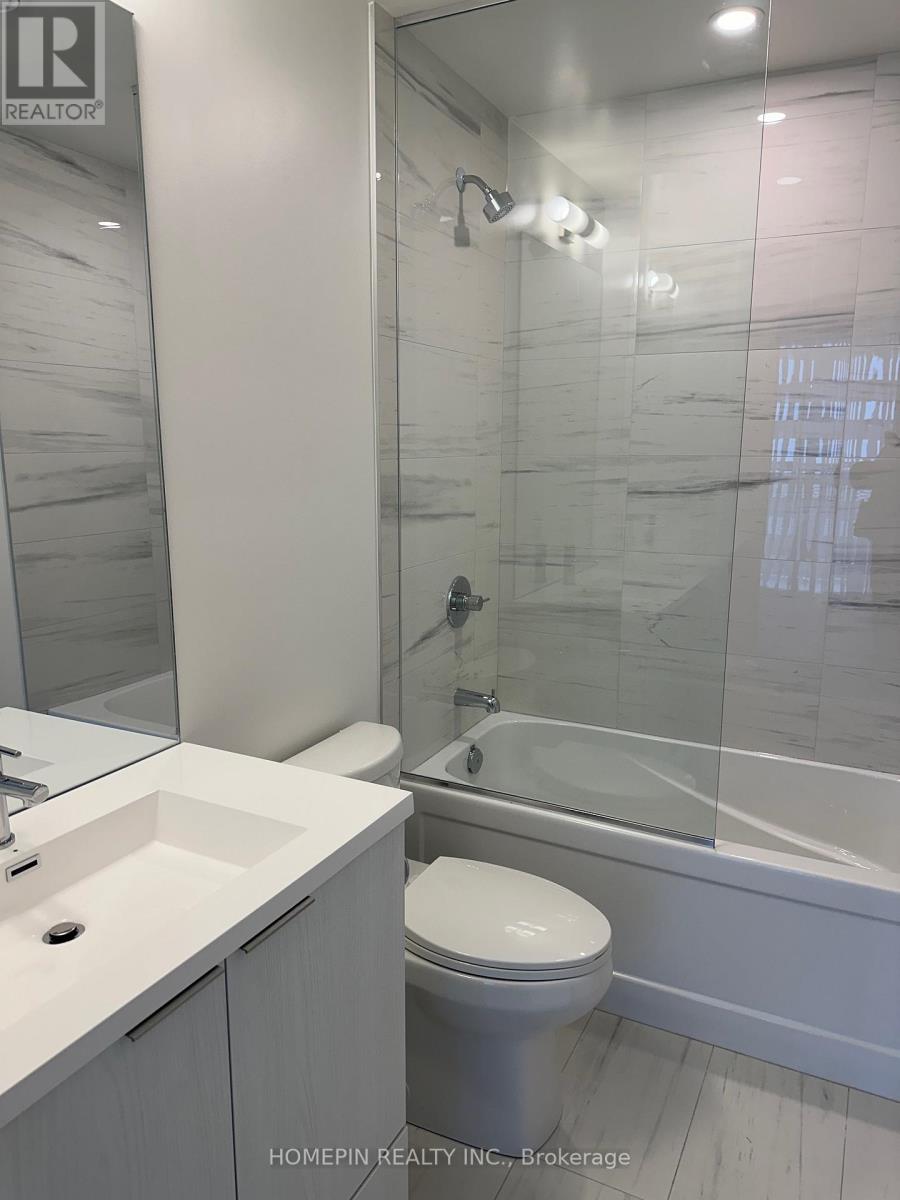 3001 - 8 Interchange Way, Vaughan (Vaughan Corporate Centre), Ontario  L4K 0R2 - Photo 4 - N12635938