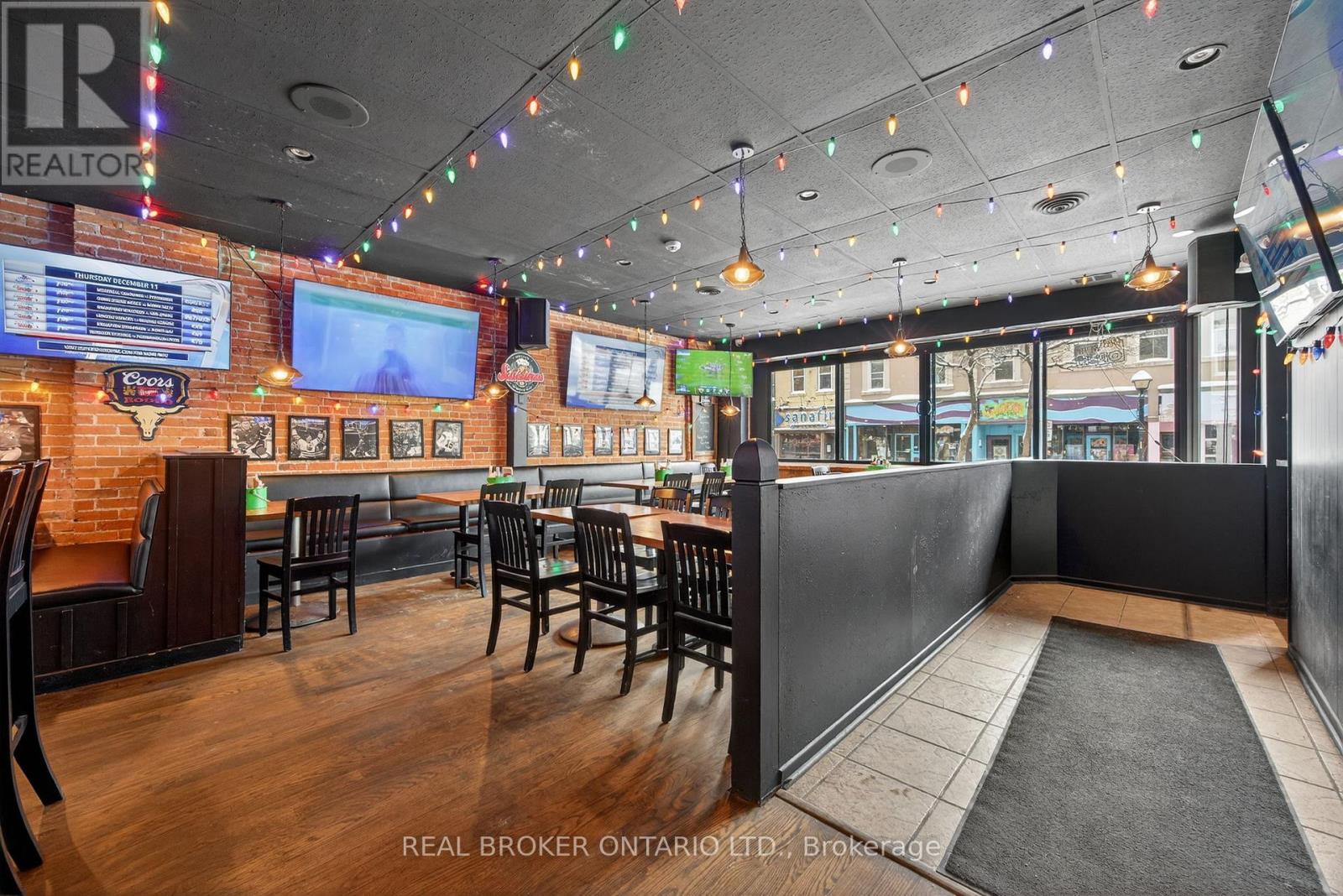 90 Mississaga Street E, Orillia, Ontario  L3V 1V7 - Photo 5 - S12635854