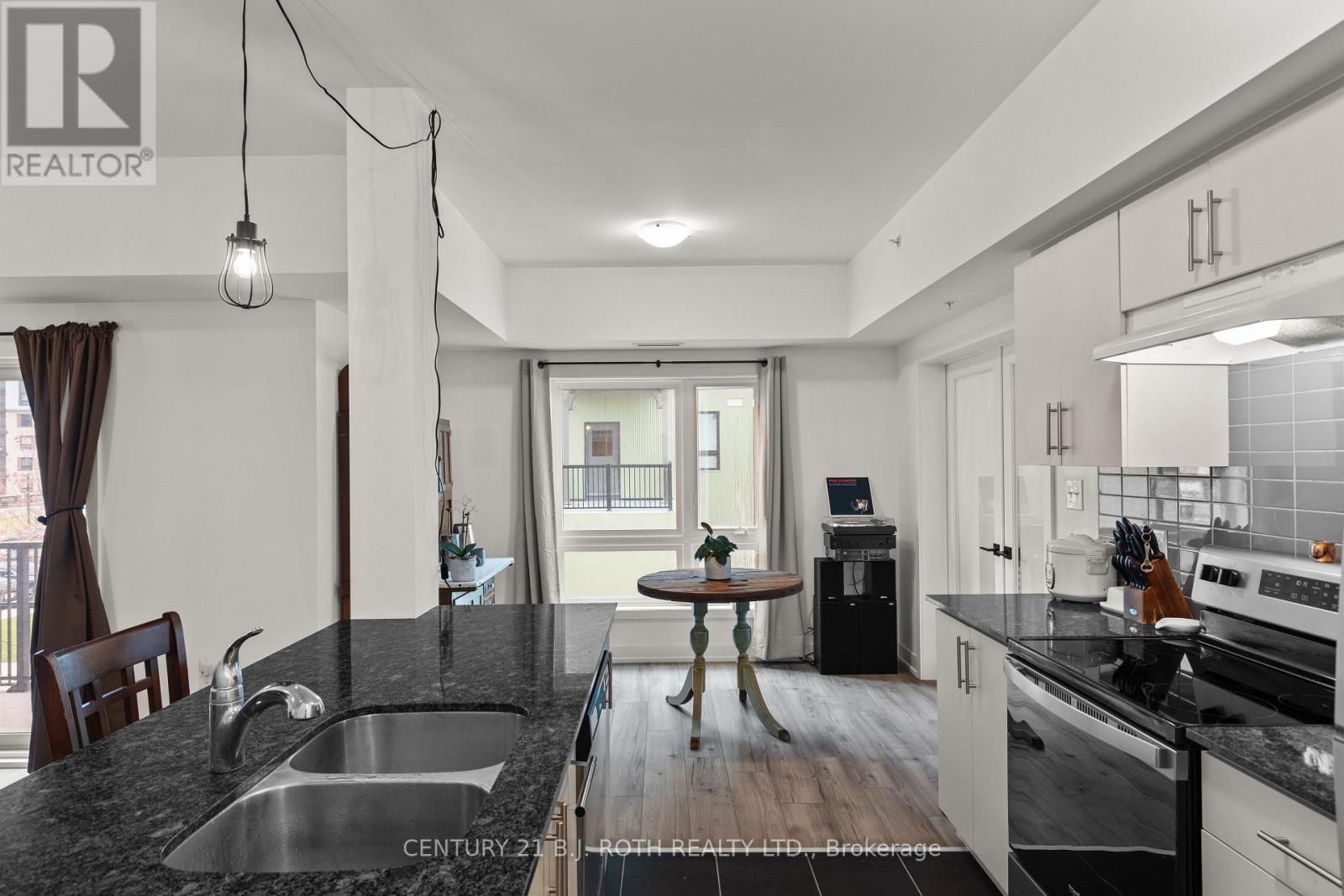 117 - 4 Spice Way, Barrie (Innis-Shore), Ontario L9J 0M2 - Photo 9 - S12635860