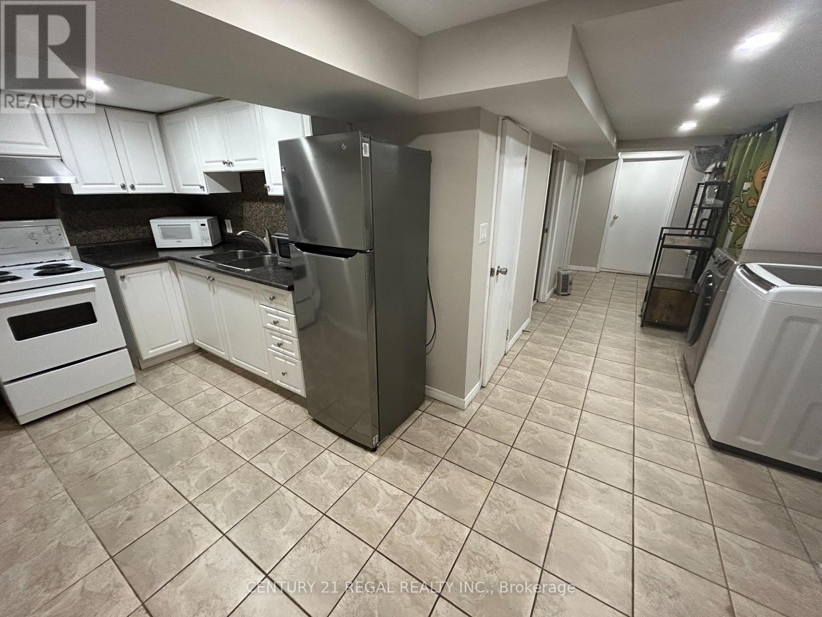 45 Fifteenth Street, Toronto, Ontario  M8V 3J3 - Photo 13 - W12556798
