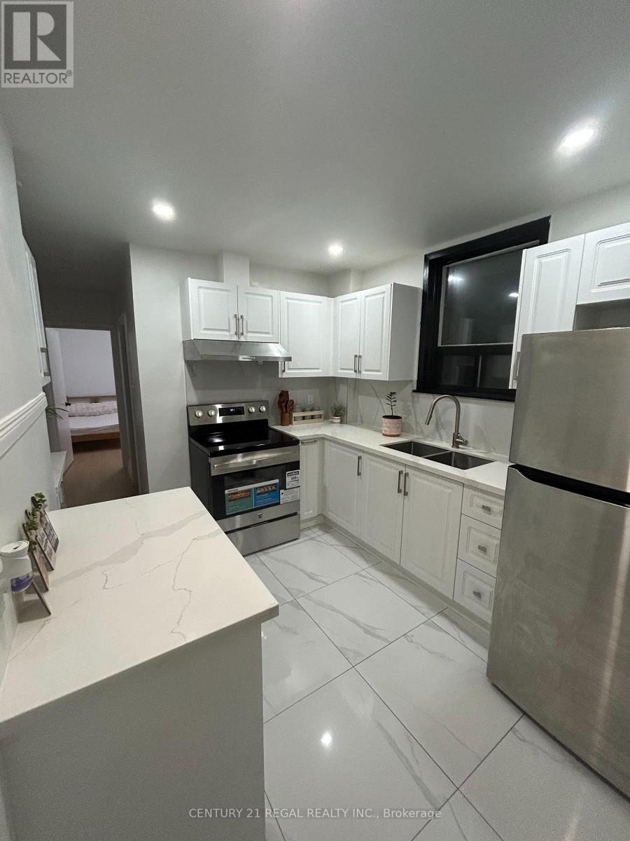 45 Fifteenth Street, Toronto, Ontario  M8V 3J3 - Photo 14 - W12556798
