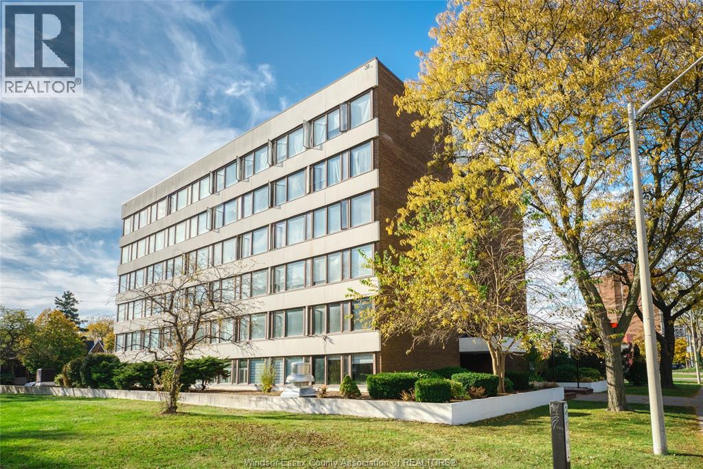 2144 Pelissier Unit# 402, Windsor, Ontario N8X 1N4 - Photo 21 - 25031722
