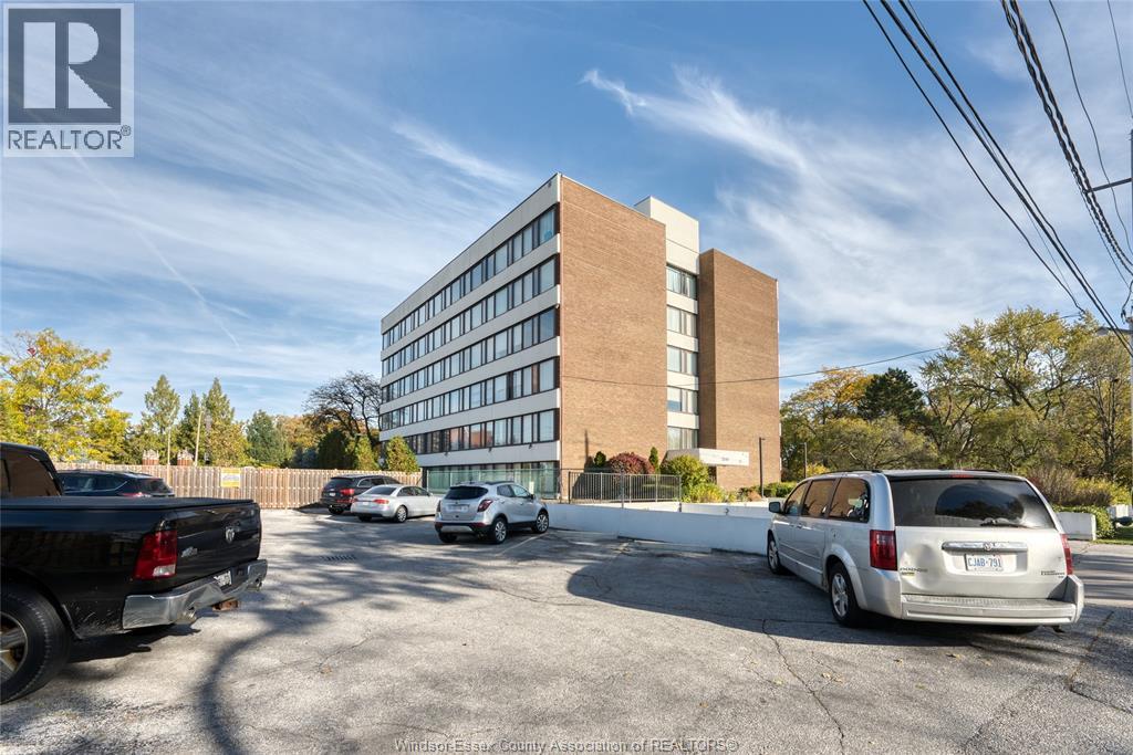 2144 Pelissier Unit# 402, Windsor, Ontario N8X 1N4 - Photo 29 - 25031722