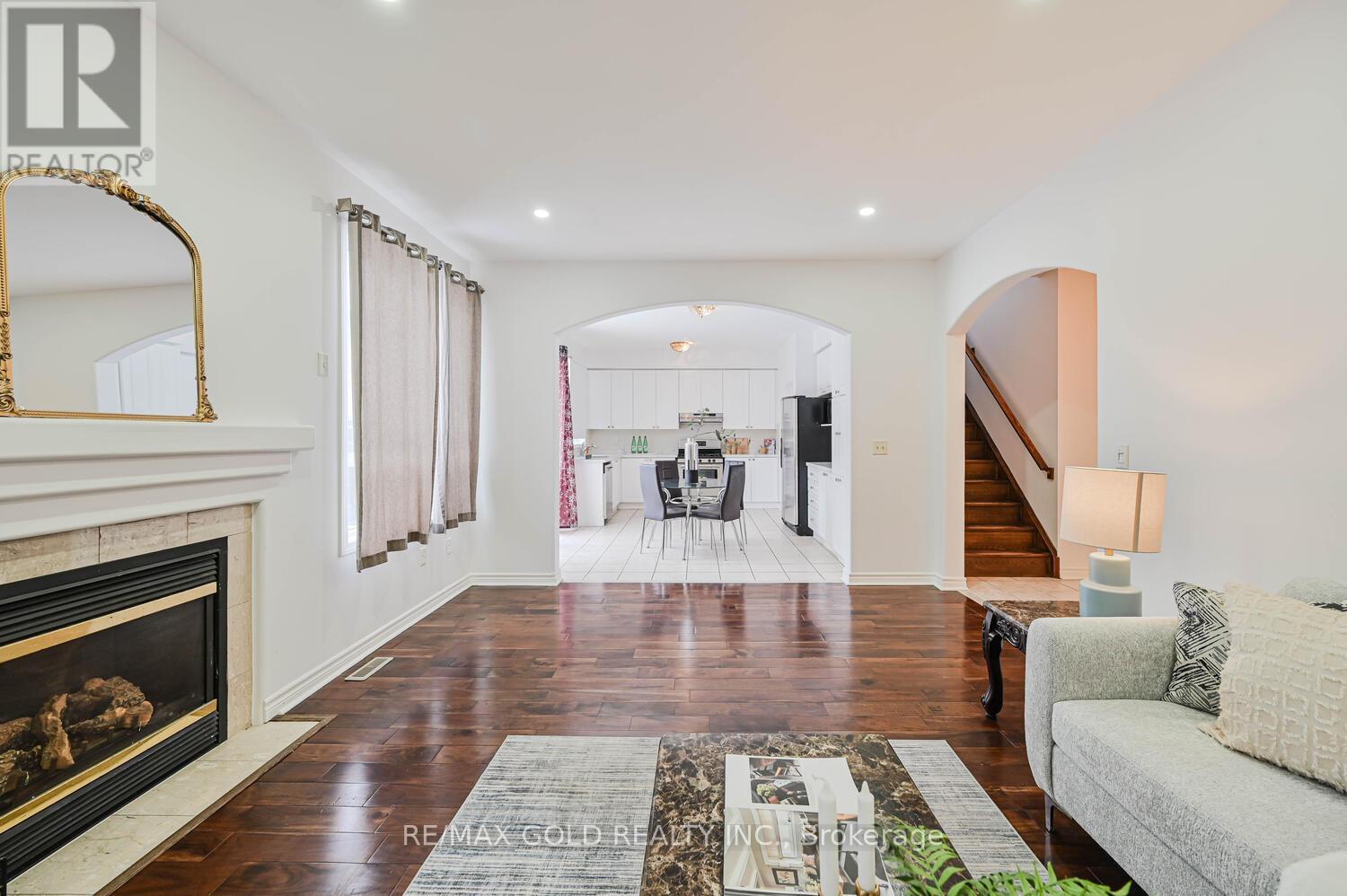 6 Verona Drive, Brampton (Vales Of Castlemore), Ontario  L6P 1L2 - Photo 17 - W12635778