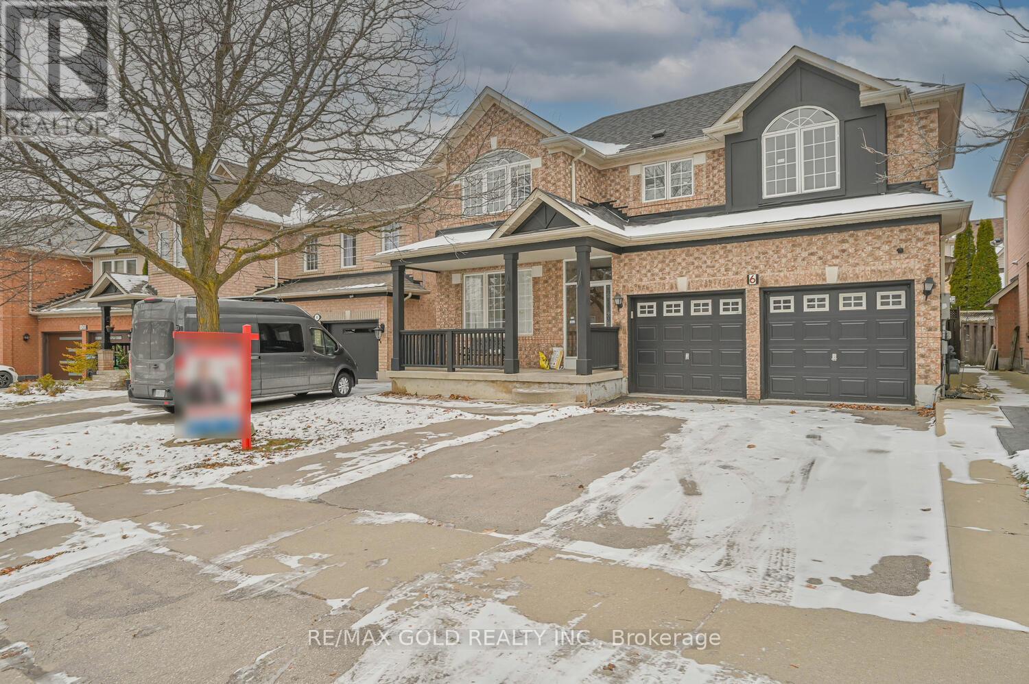 6 Verona Drive, Brampton (Vales Of Castlemore), Ontario  L6P 1L2 - Photo 2 - W12635778