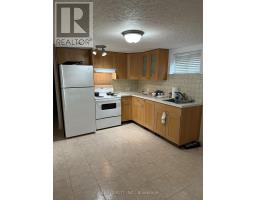 LOWER - 41 CARTWRIGHT AVENUE, Toronto, Ontario