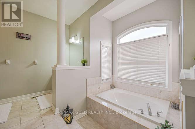 106 Watsonbrook Drive, Brampton, Ontario  L6R 0R4 - Photo 21 - W12635788